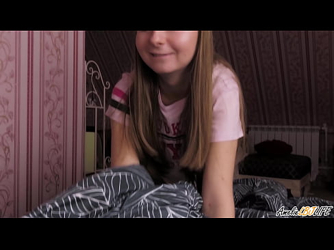❤️ Blondie анын BFF анын терең соруп жана анын оозуна сперма алат ❤️ Анальный видео боюнча порно ky.bestsexporno.ru ❌️❤